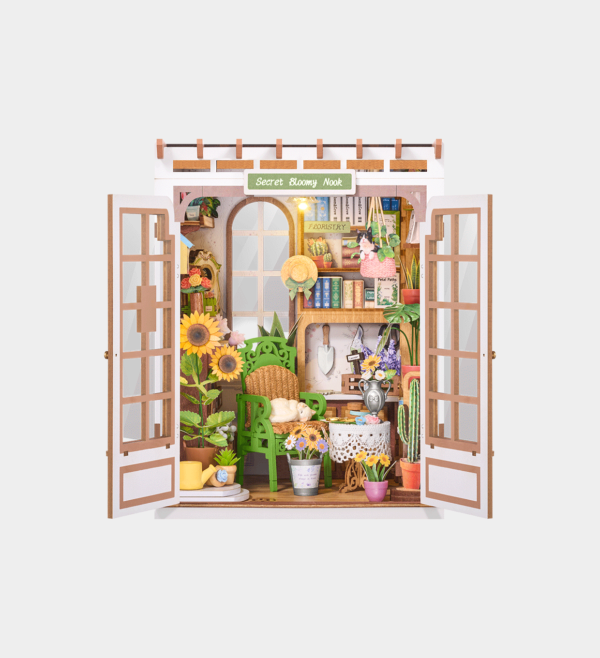 TGE04-UK Rolife Secret Bloomy Nook DIY Book Nook TGE04